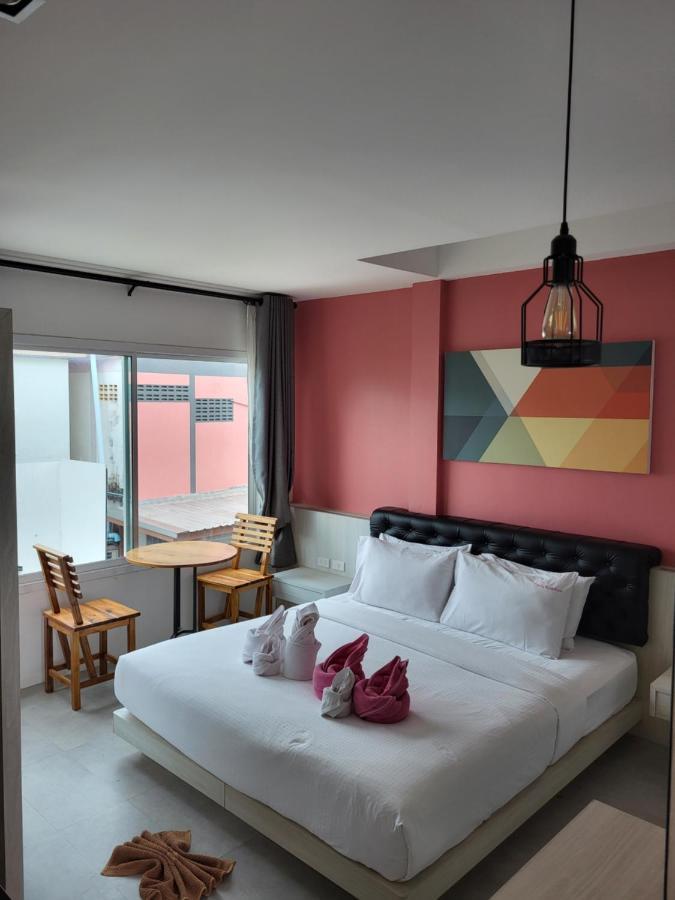 Pinky Hotel By Kanchana (Adults Only) Ko Lanta Dış mekan fotoğraf