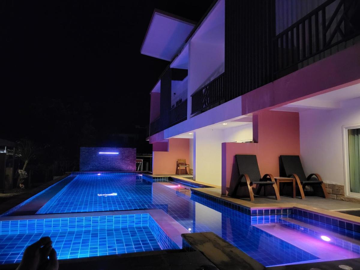 Pinky Hotel By Kanchana (Adults Only) Ko Lanta Dış mekan fotoğraf