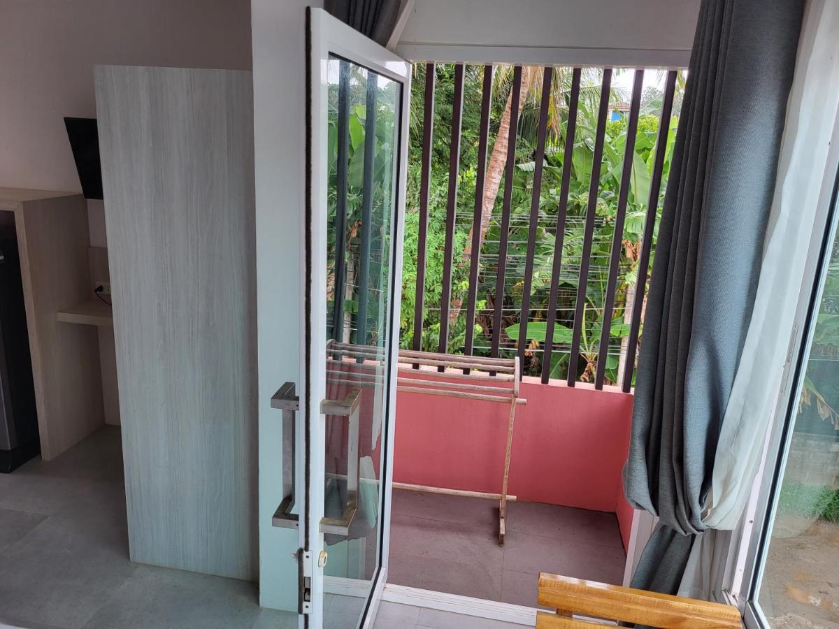 Pinky Hotel By Kanchana (Adults Only) Ko Lanta Dış mekan fotoğraf
