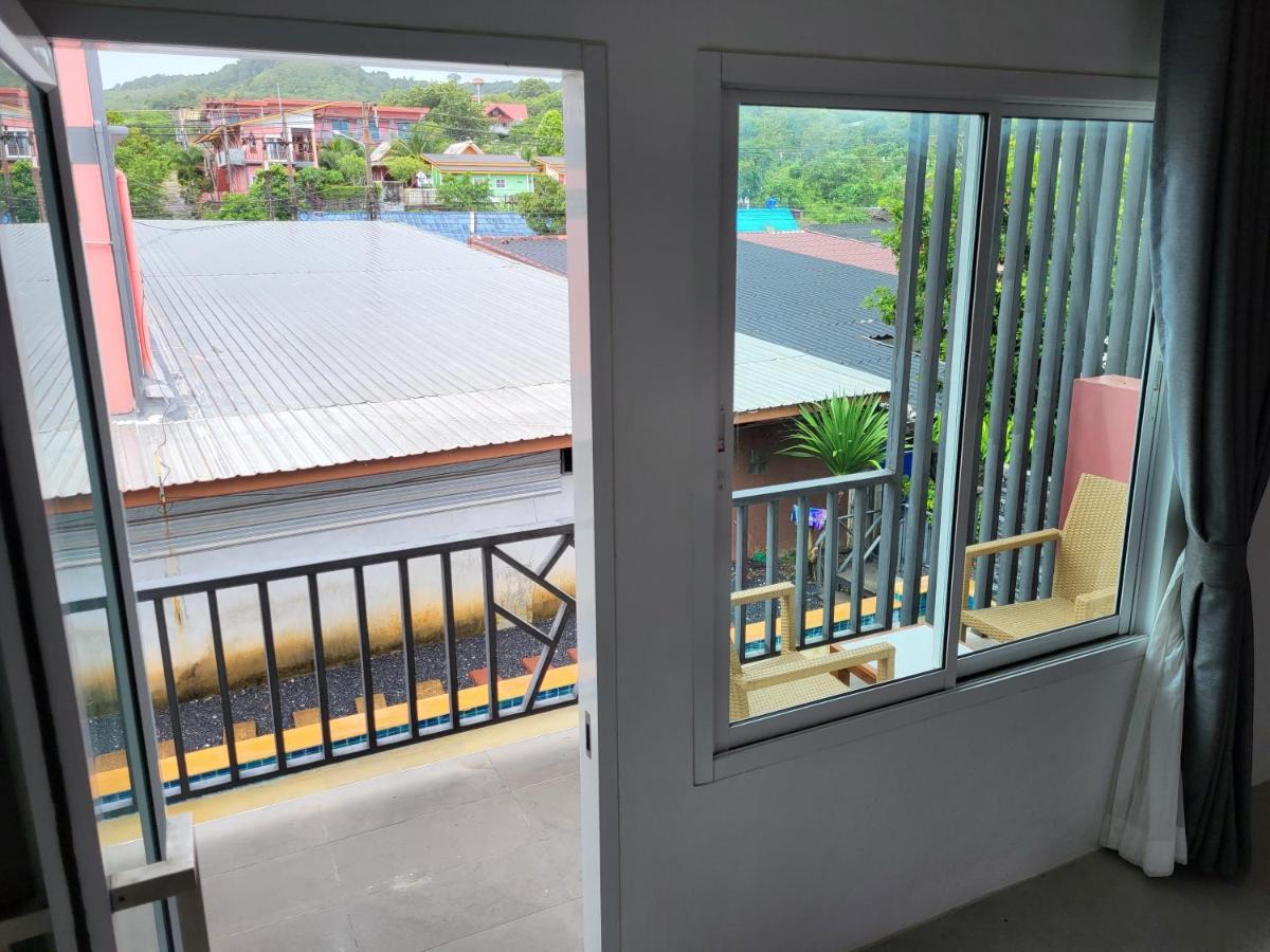 Pinky Hotel By Kanchana (Adults Only) Ko Lanta Dış mekan fotoğraf