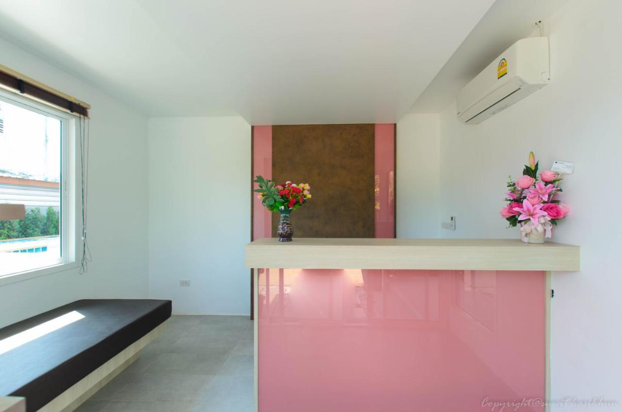 Pinky Hotel By Kanchana (Adults Only) Ko Lanta Dış mekan fotoğraf